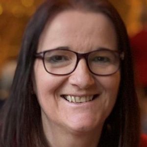 Dr Deborah Edwards